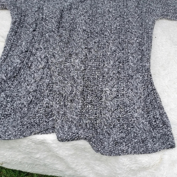 Aerie Gray asymmetrical.‎ cardigan S/P - Picture 10 of 11